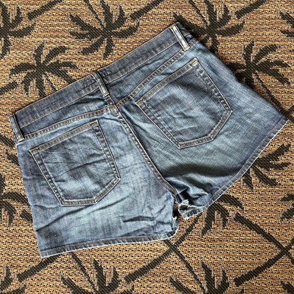 Ralph Lauren Sport shorts - Picture 2 of 5